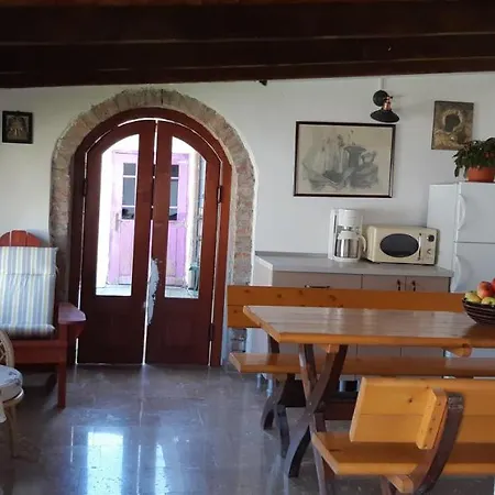 Casa Veronica Aparthotel *