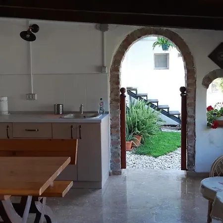 Aparthotel Casa Veronica Galda de Jos